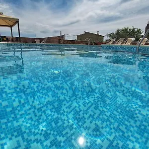 Hotel Meridiana, Arbus